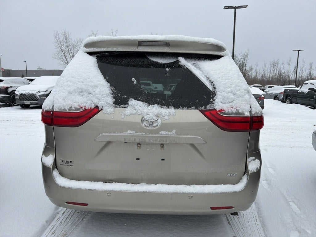 2017 Toyota Sienna XLE 7 Passenger
