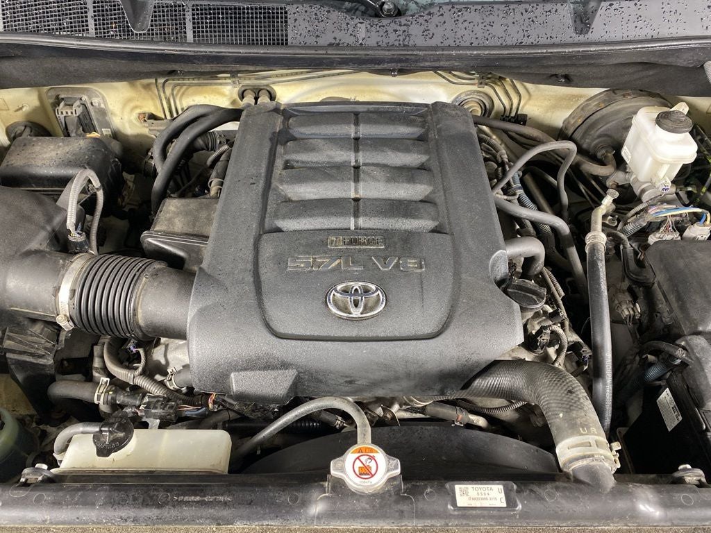 2018 Toyota Tundra SR5 5.7L V8