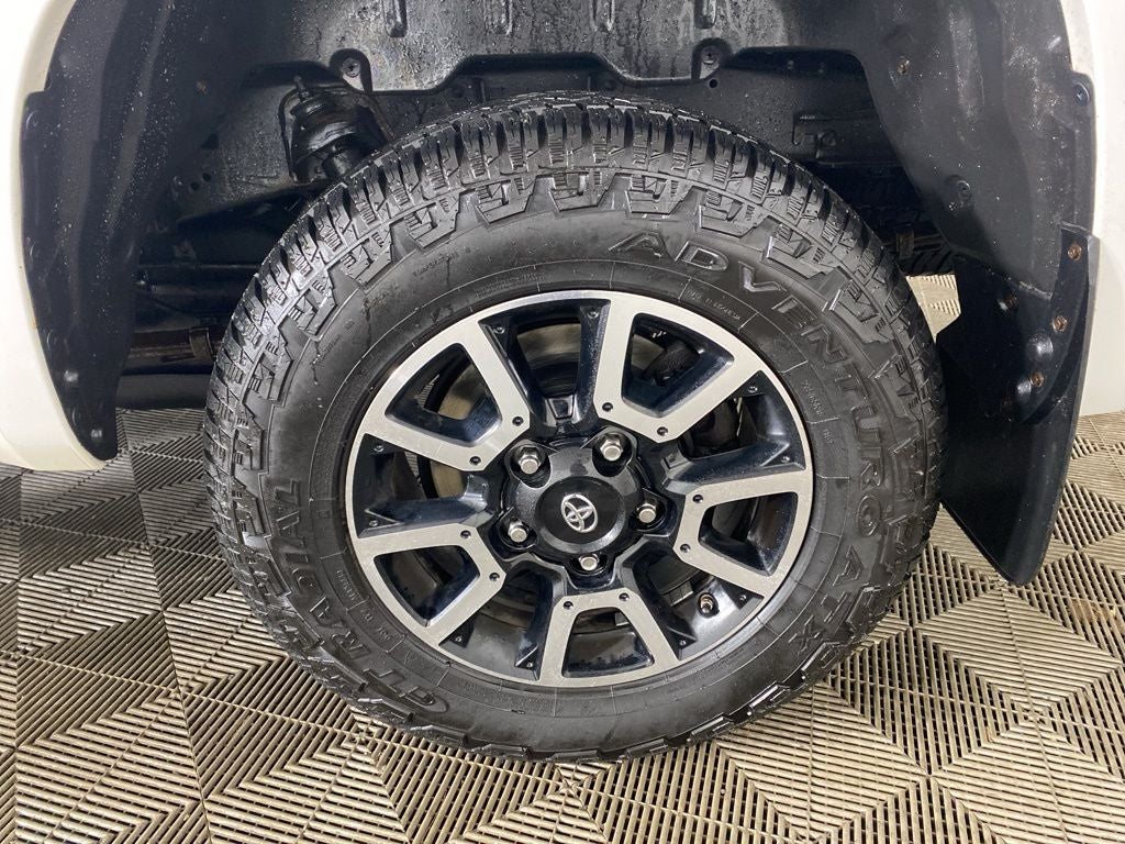 2018 Toyota Tundra SR5 5.7L V8