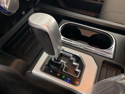 2018 Toyota Tundra SR5 5.7L V8