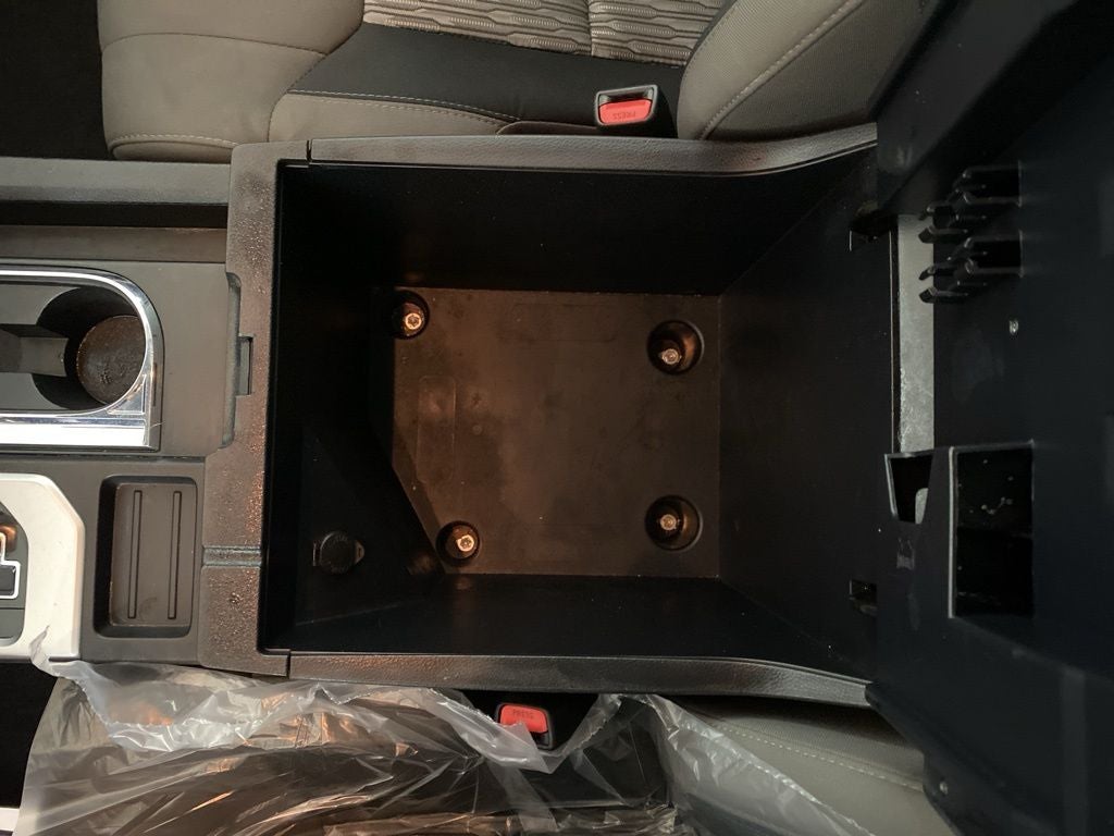 2018 Toyota Tundra SR5 5.7L V8