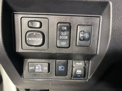 2018 Toyota Tundra SR5 5.7L V8