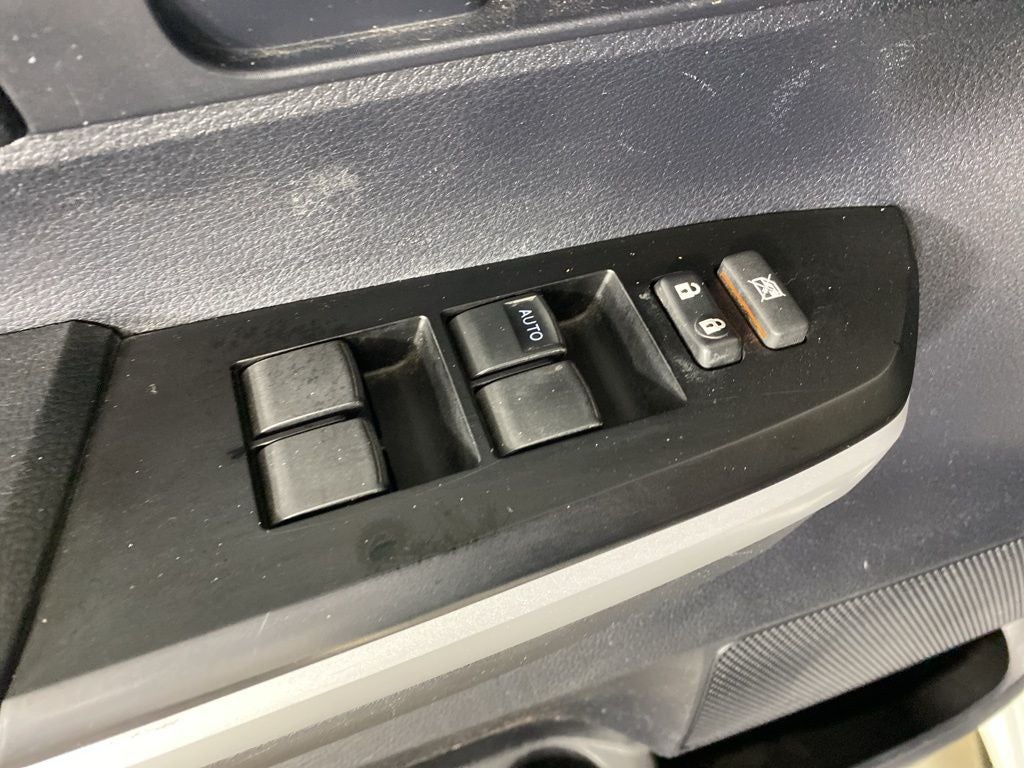 2018 Toyota Tundra SR5 5.7L V8