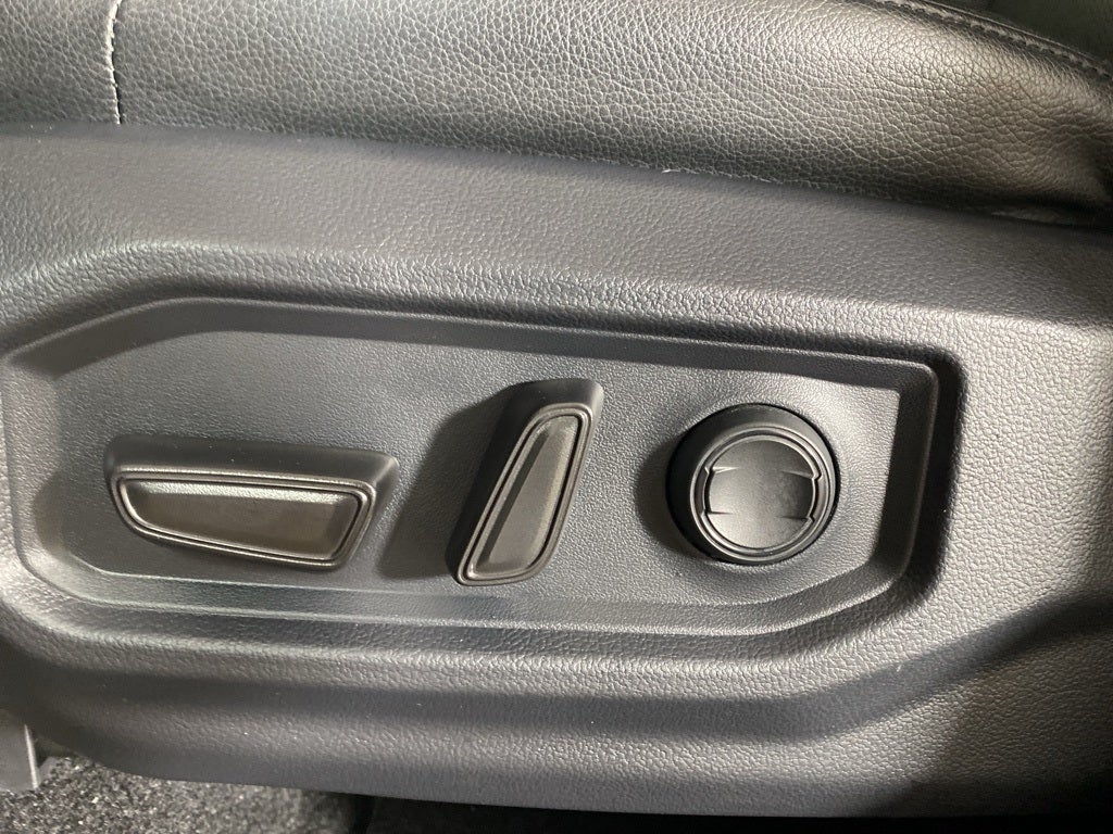 2023 Toyota Tundra SR5 TRD SPORT