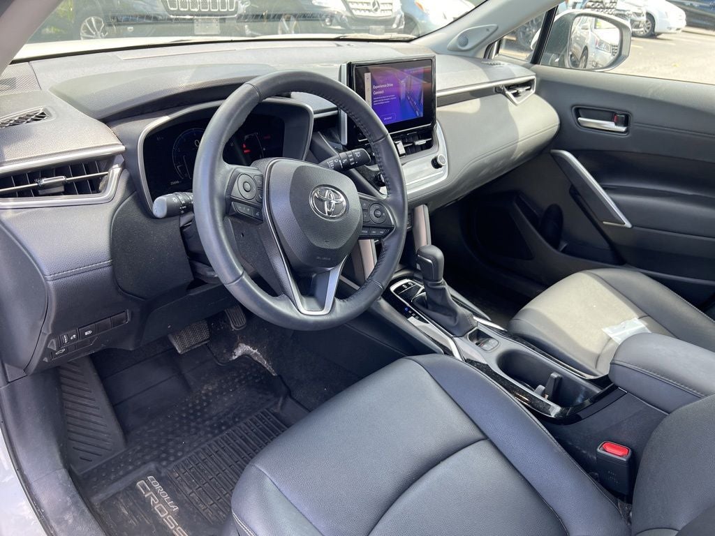 2024 Toyota Corolla Cross XLE