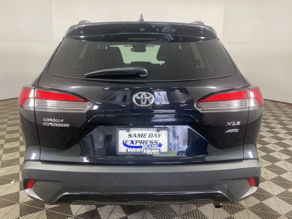 2023 Toyota Corolla Cross XLE