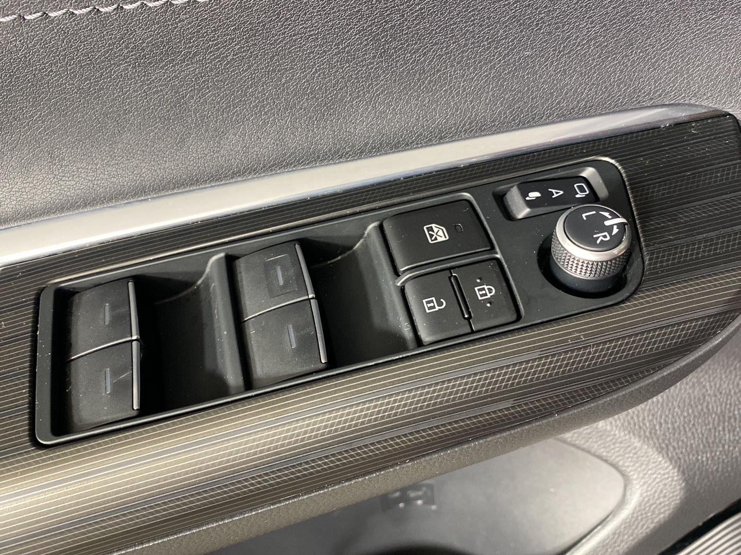 2024 Toyota Venza XLE