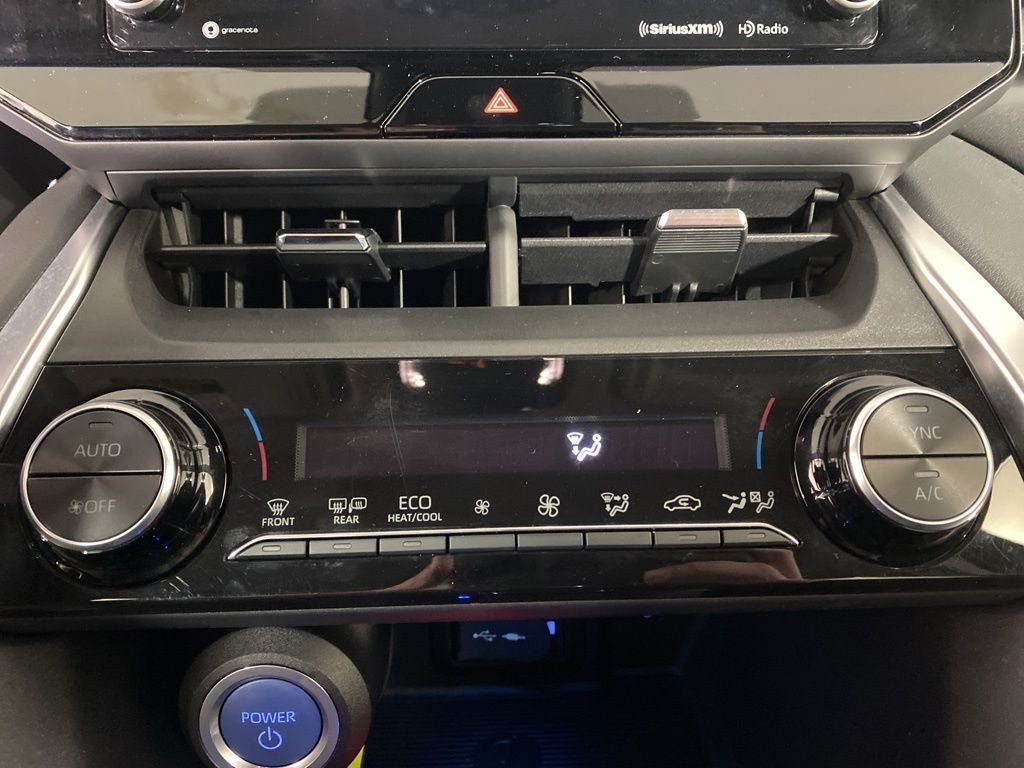 2022 Toyota Venza LE