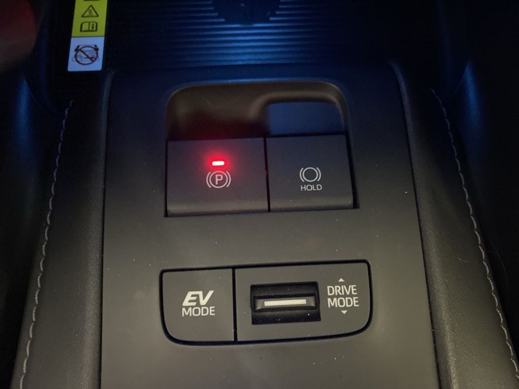 2022 Toyota Venza LE