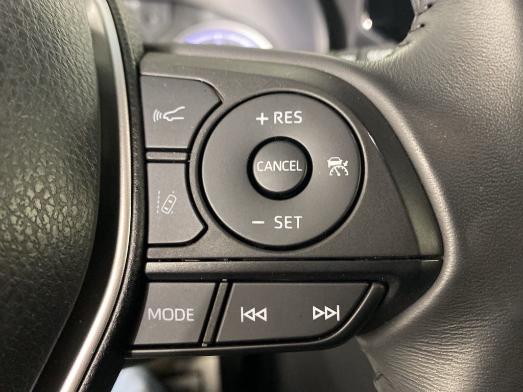 2022 Toyota Venza LE