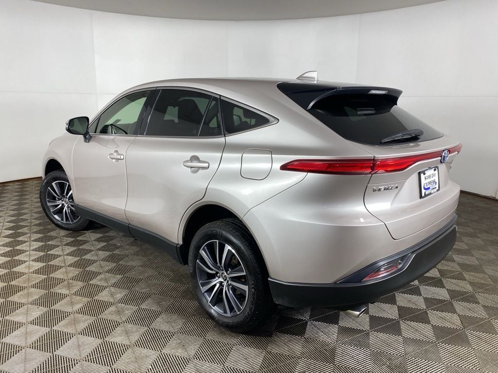 2022 Toyota Venza LE