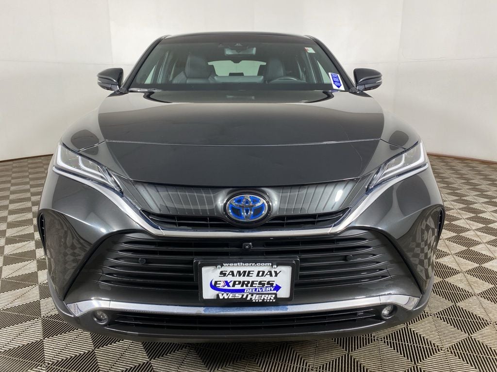 2024 Toyota Venza LE