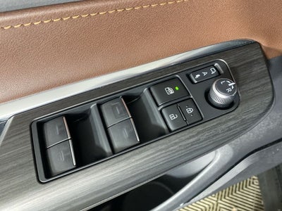 2024 Toyota Venza LE