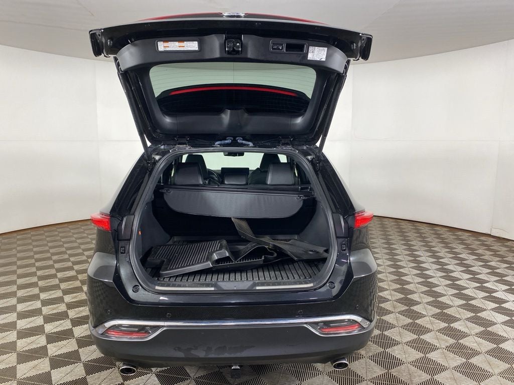 2024 Toyota Venza LE