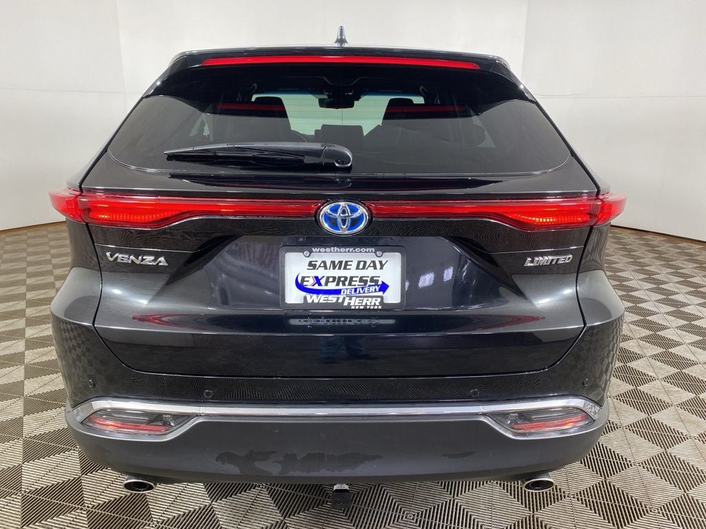2024 Toyota Venza LE
