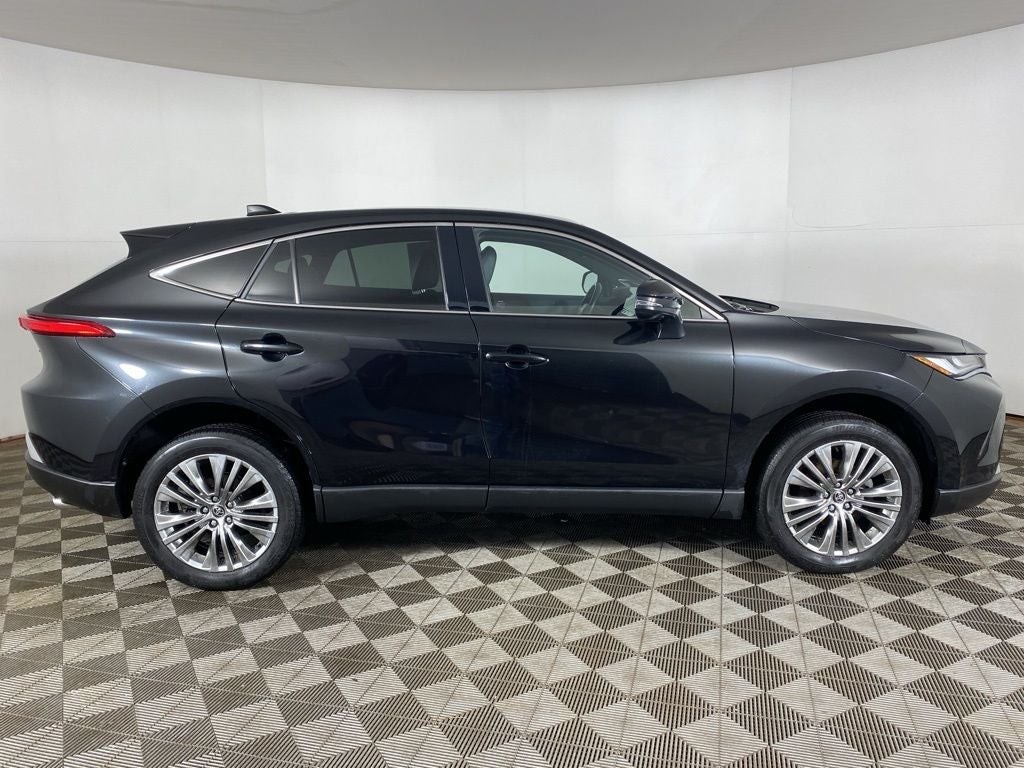 2024 Toyota Venza LE