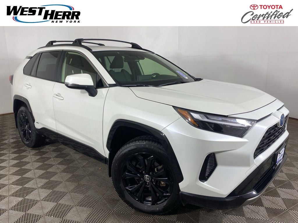 2022 Toyota RAV4 Hybrid SE