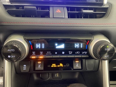 2024 Toyota RAV4 Prime SE