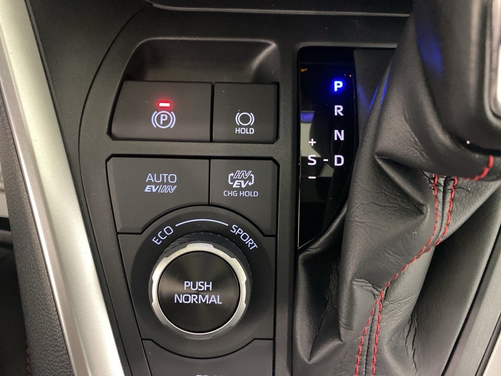 2024 Toyota RAV4 Prime SE