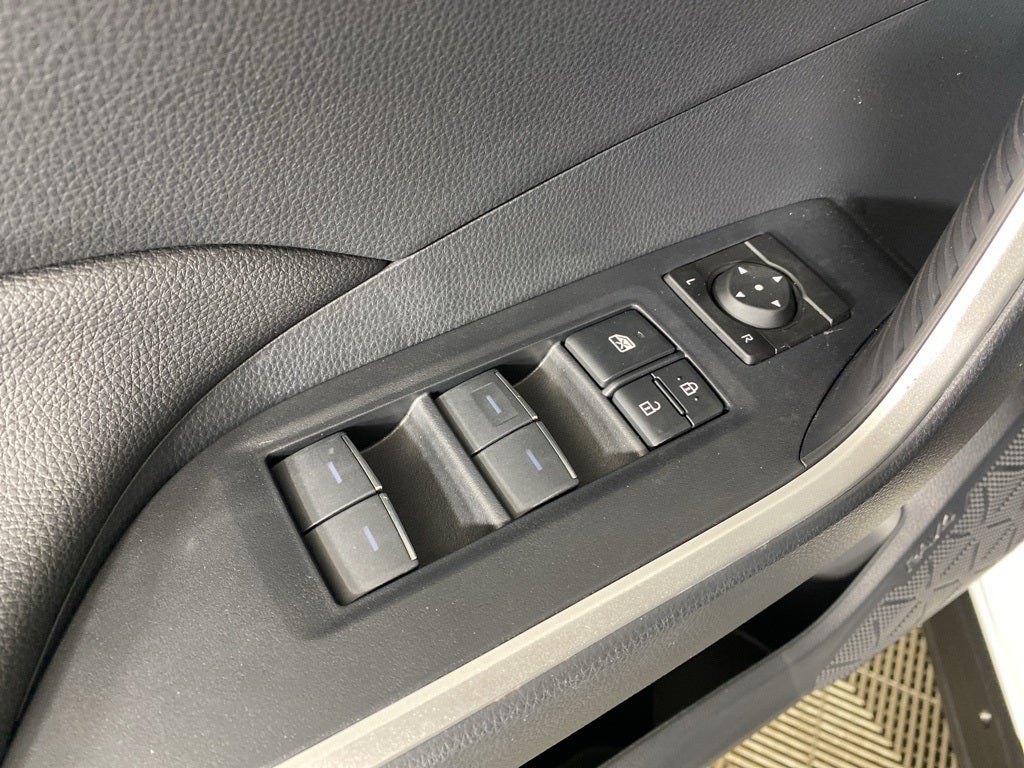 2024 Toyota RAV4 Prime SE