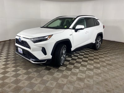 2024 Toyota RAV4 Prime SE