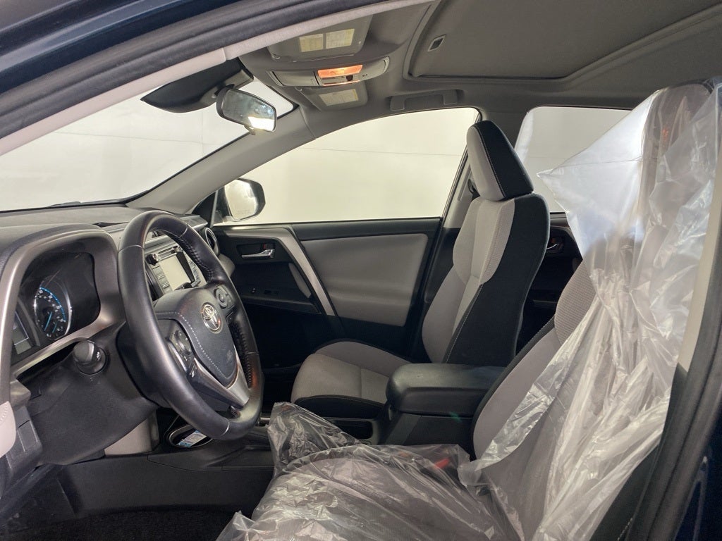 2017 Toyota RAV4 Hybrid XLE