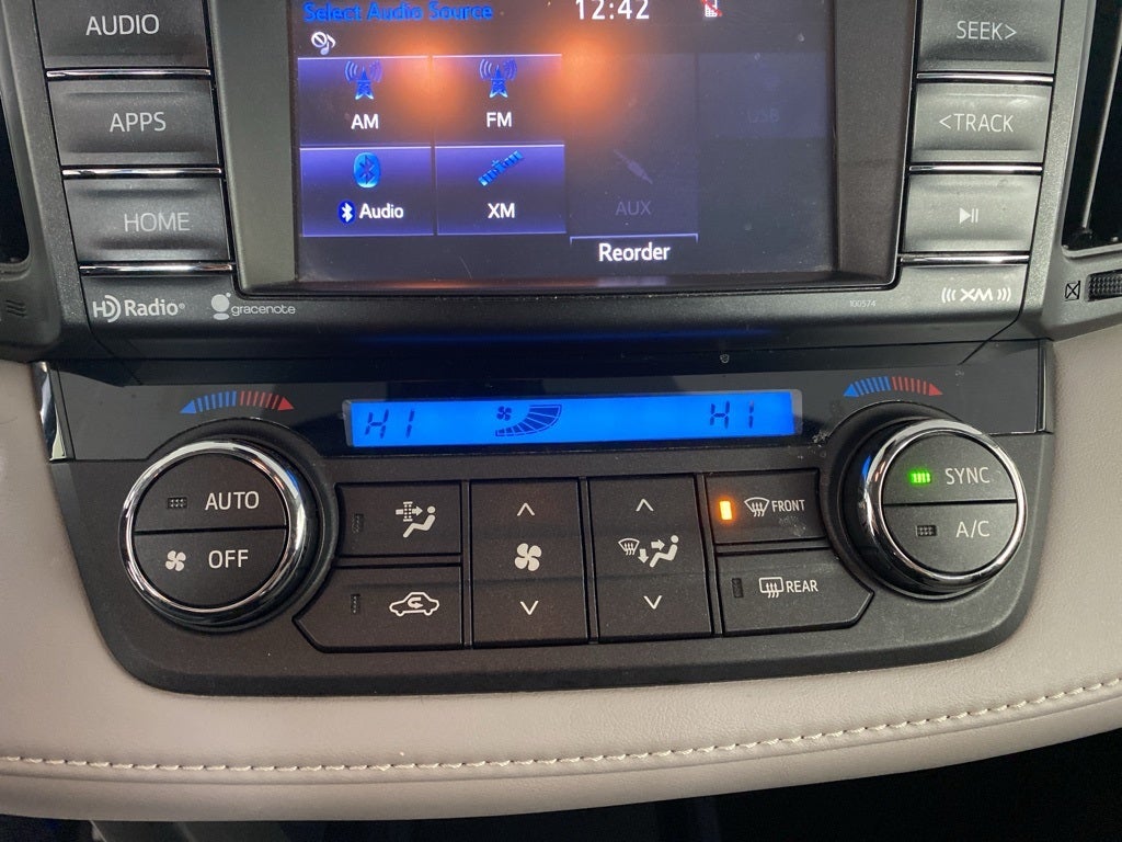 2017 Toyota RAV4 Hybrid XLE