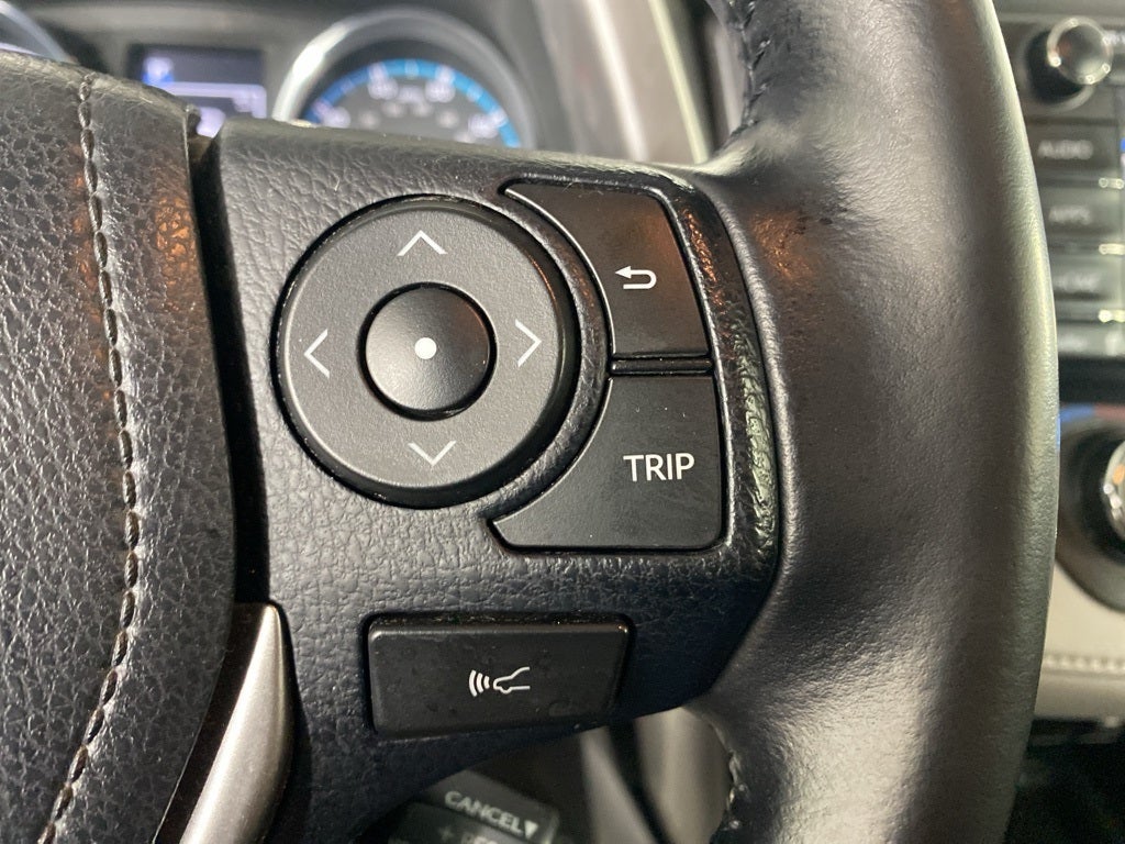 2017 Toyota RAV4 Hybrid XLE