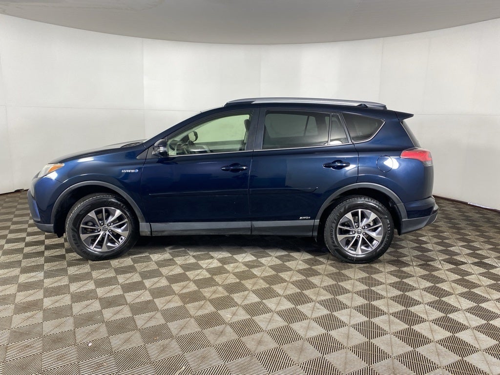 2017 Toyota RAV4 Hybrid XLE