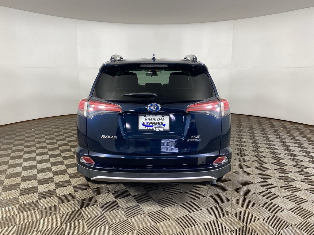 2017 Toyota RAV4 Hybrid XLE