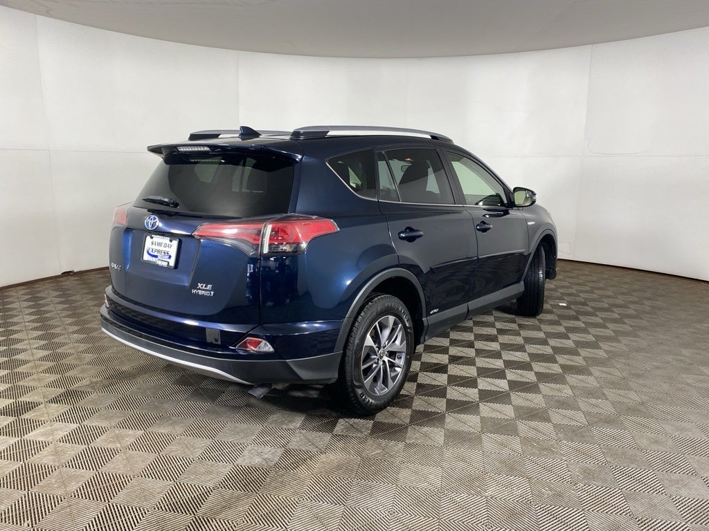 2017 Toyota RAV4 Hybrid XLE