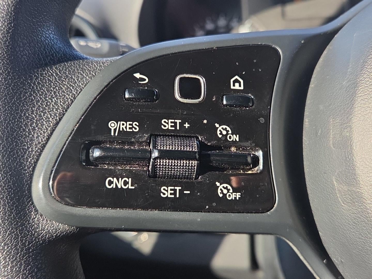 2019 Mercedes-Benz Sprinter Passenger Van 2500 High Roof V6 144" RWD
