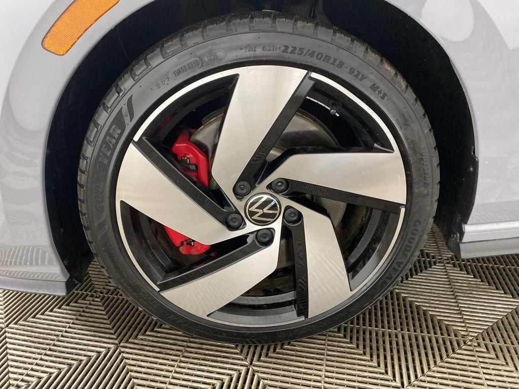2024 Volkswagen Golf GTI 2.0T S