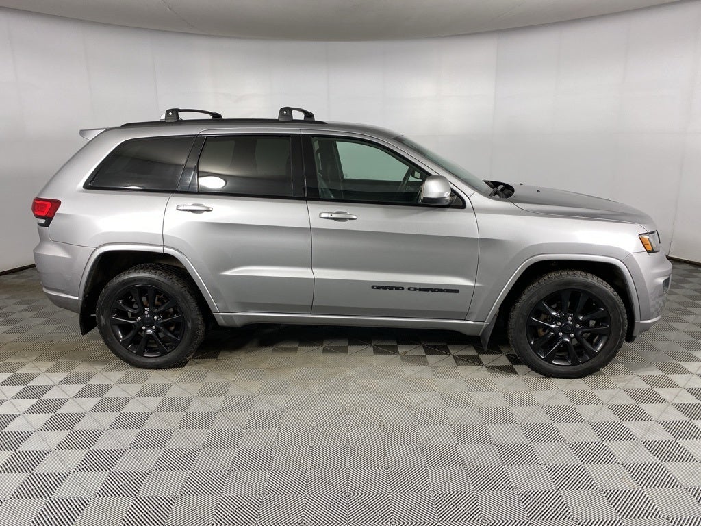 2017 Jeep Grand Cherokee Altitude