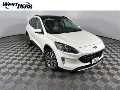 2022 Ford Escape Titanium