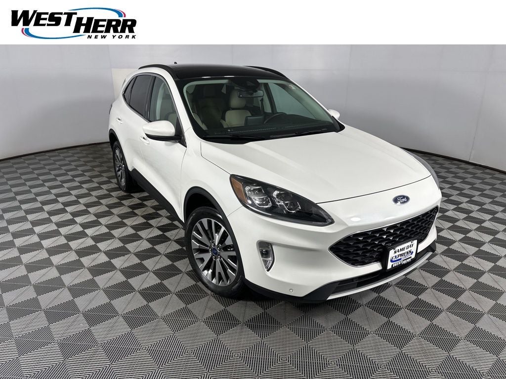 2022 Ford Escape Titanium