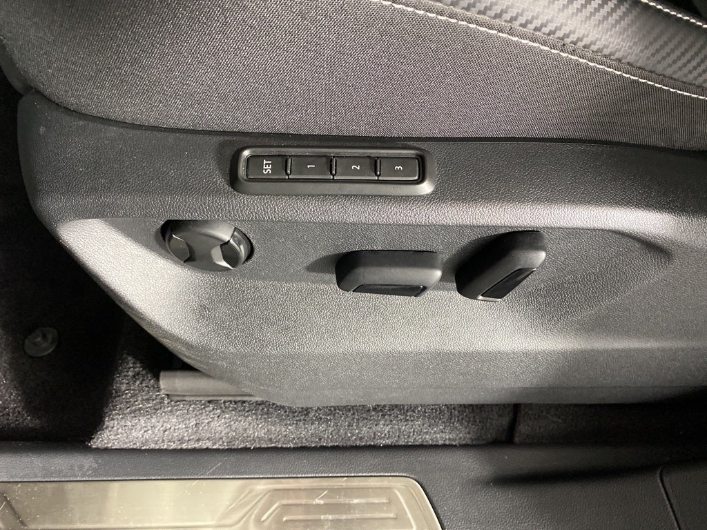 2023 Volkswagen Atlas Cross Sport 2.0T SEL