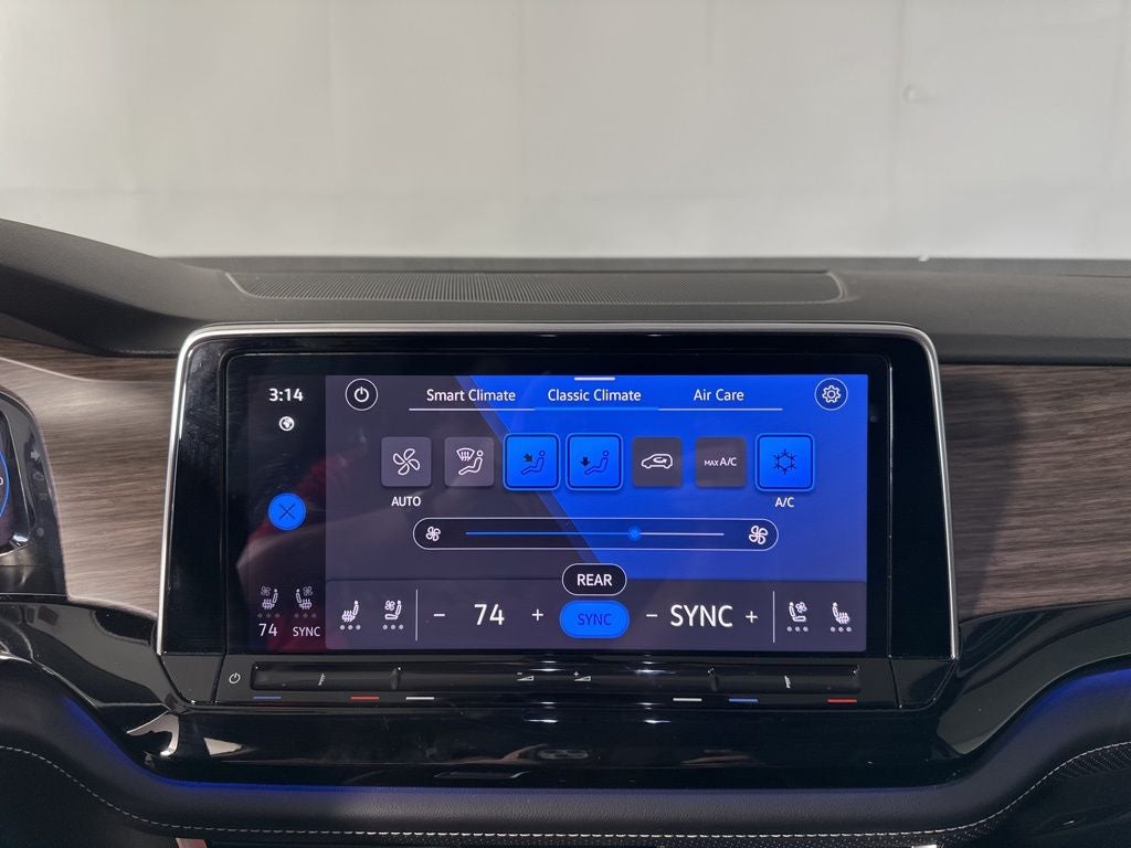 2024 Volkswagen Atlas 2.0T SEL