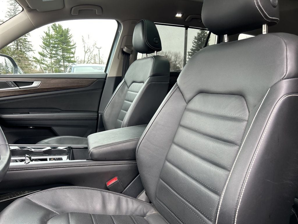 2024 Volkswagen Atlas 2.0T SEL