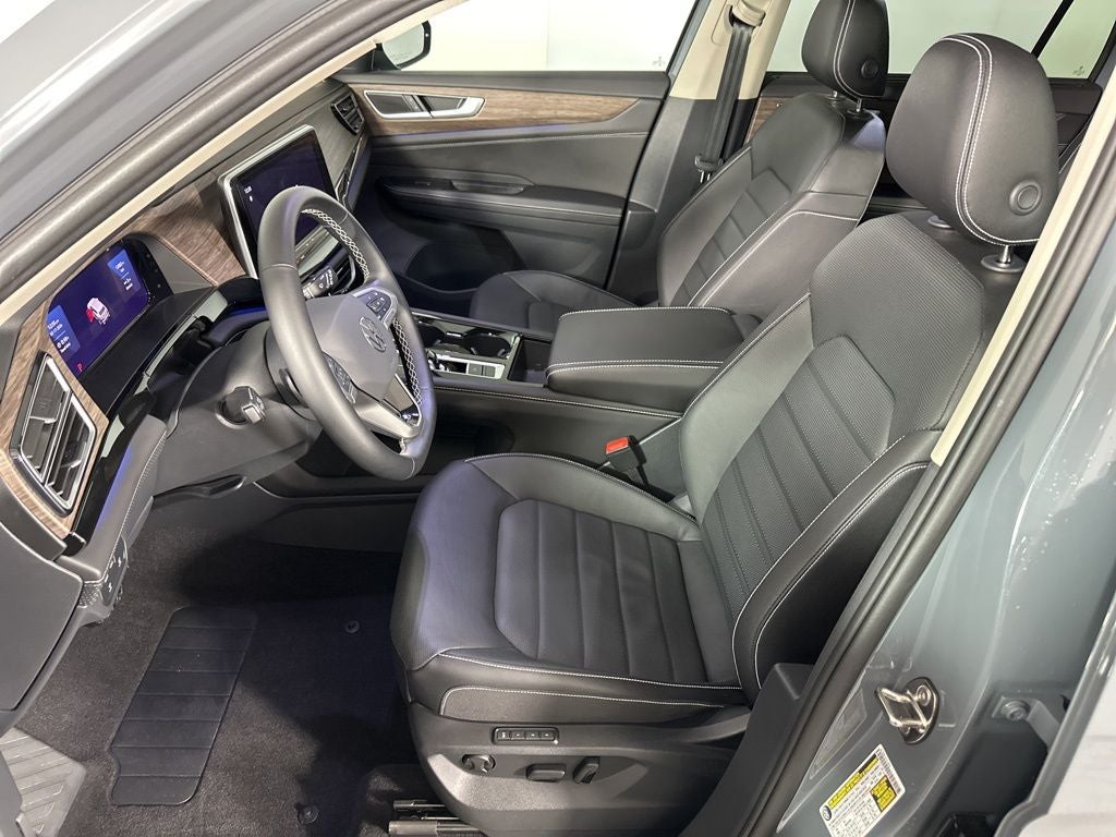 2025 Volkswagen Atlas 2.0T SEL