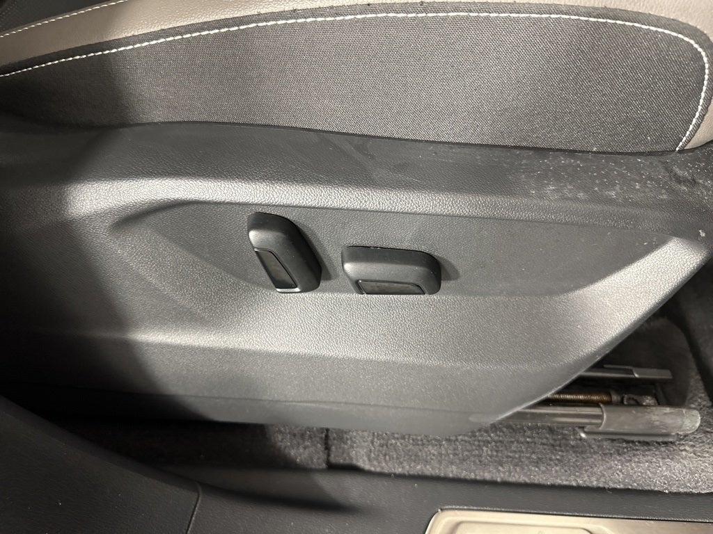 2022 Volkswagen Atlas Cross Sport 3.6L V6 SEL Premium R-Line