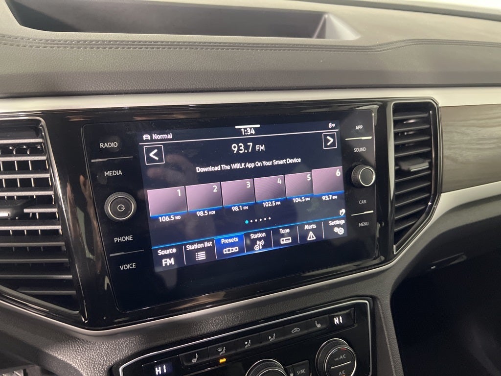 2023 Volkswagen Atlas 3.6L V6 SE w/Technology