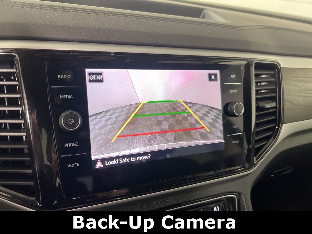 2023 Volkswagen Atlas 3.6L V6 SE w/Technology