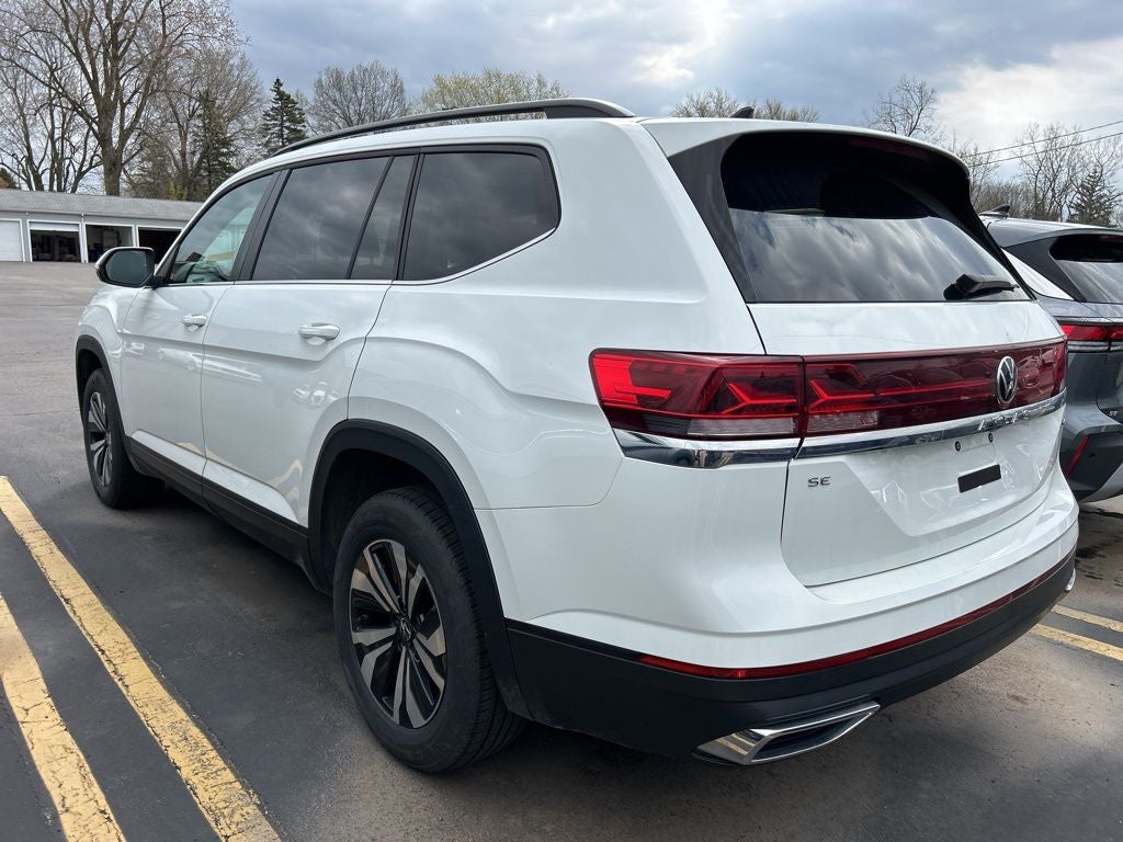 2024 Volkswagen Atlas 2.0T SE