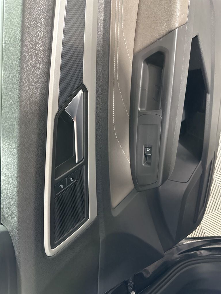 2023 Volkswagen Atlas 3.6L V6 SEL R-Line