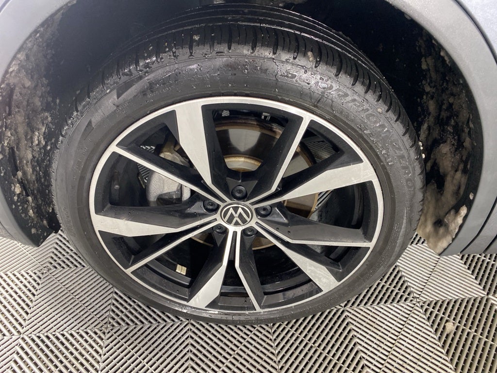 2022 Volkswagen Tiguan 2.0T SEL R-Line