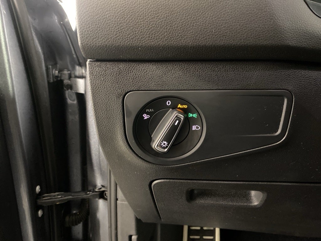 2022 Volkswagen Tiguan 2.0T SEL R-Line