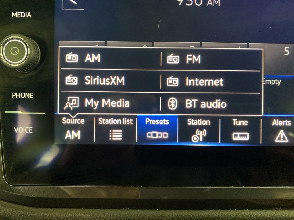 2022 Volkswagen Tiguan 2.0T SEL R-Line