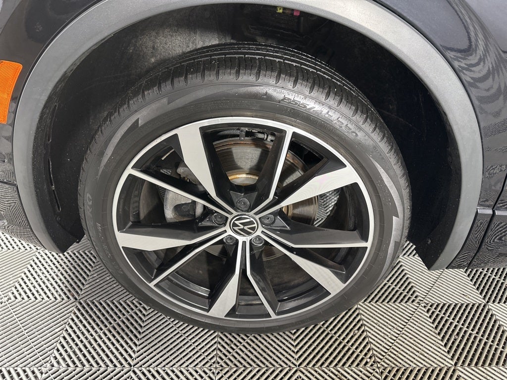 2022 Volkswagen Tiguan 2.0T SEL R-Line