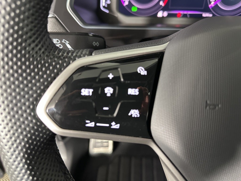 2022 Volkswagen Tiguan 2.0T SEL R-Line